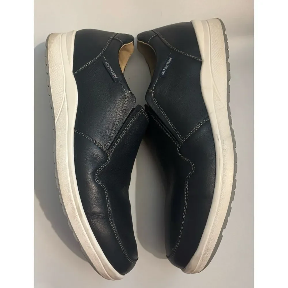 Mephisto Valter Leather Slip on loafers in Navy Size 10.5